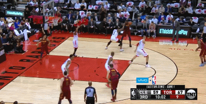 帕克：曼联买拉门斯是质的提升，跟奥纳纳相比他太像个门将了（帕克：拉门斯若加盟曼联将带来质变，相较奥纳纳他更像门将）