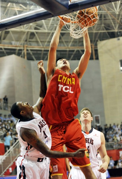 记者：罗马联系法比奥-席尔瓦团队，但若吉拉西离队他将留下（记者：罗马已接洽法比奥-席尔瓦团队，若吉拉西离队席尔瓦将选择留队）