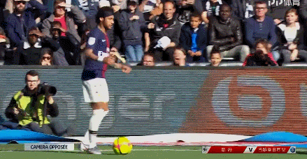 足球中国球员转会费再创新高（中国足坛球员转会费再破纪录）