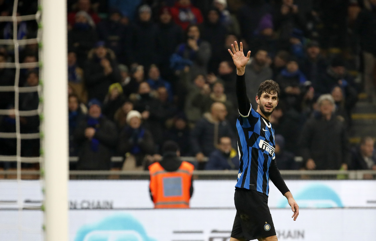 核心缺阵！布克因伤缺席对雷霆的NBA杯关键战（主力缺席！布克伤停错过与雷霆的NBA杯关键一战）