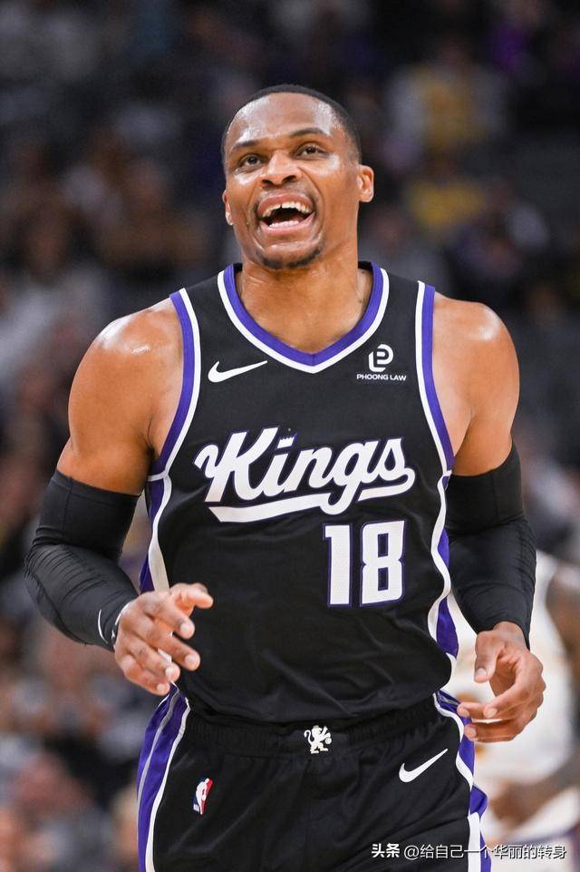 斯内德：姆巴佩会赢得2026年金球奖；没有人效力皇马时想离开（斯内德：姆巴佩将问鼎2026年金球；身在皇马没人想离队）