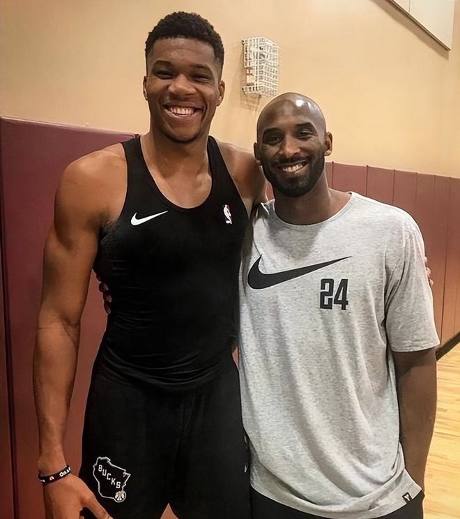 北马其顿新一期大名单：埃尔马斯领衔，英博外援阿利米在列（北马其顿最新国家队名单出炉：埃尔马斯压阵，英博外援阿利米入选）