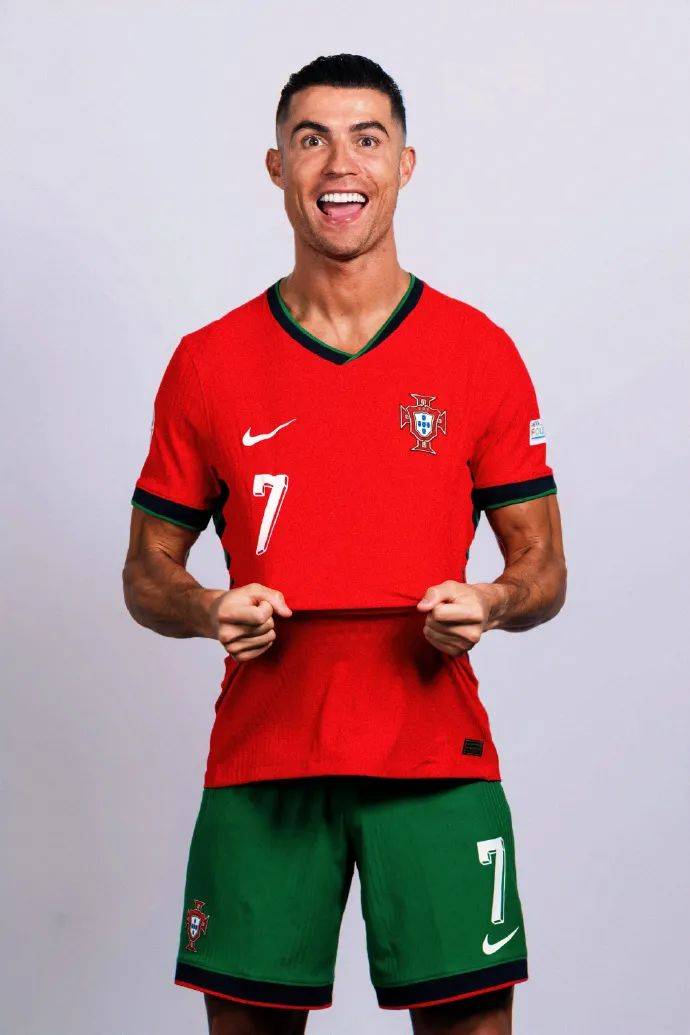 意大利杯1／8决赛裁判安排：圭达执法拉齐奥vs米兰（意大利杯16强裁判确定：圭达主哨拉齐奥对阵米兰）