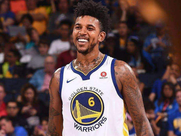 冠军搭档！德保罗已与梅西联手夺得5座冠军奖杯（梅西携手德保罗，已共同斩获5项冠军）