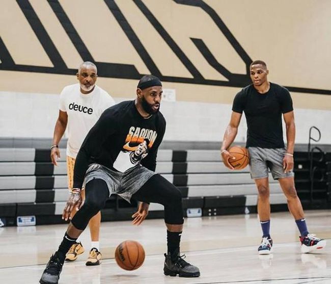 官方：意大利将于亚特兰大主场对阵北爱尔兰，此前在此无败绩（官方：意大利亚特兰大主场迎战北爱尔兰，迄今未尝败绩）