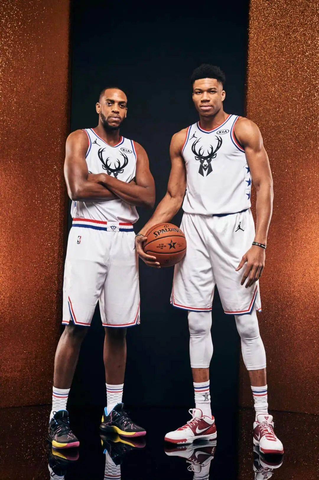 欧冠第6轮战报：阿森纳全胜领跑，拜仁国米等豪强分列前八（欧冠第6轮综述：阿森纳全胜登顶，拜仁国米等豪门占据前八）