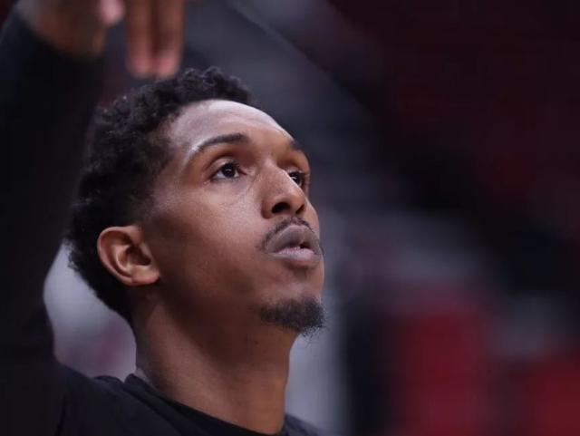 姆巴佩律师：巴黎索要4.4亿欧真离谱；那种口头协议是无效的（姆巴佩律师斥巴黎索赔4.4亿欧离谱：口头协议不具法律效力）