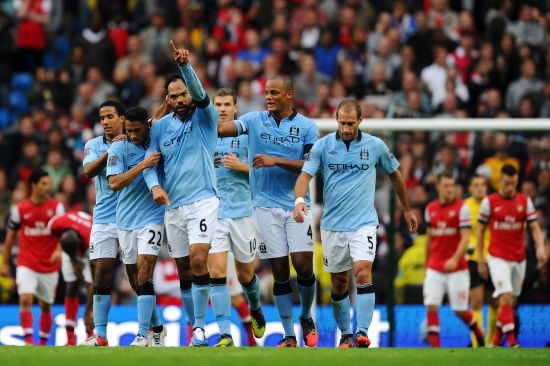 火箭险胜快船 申京复出贡献全面（火箭惊险力克快船 申京复出全能发挥）