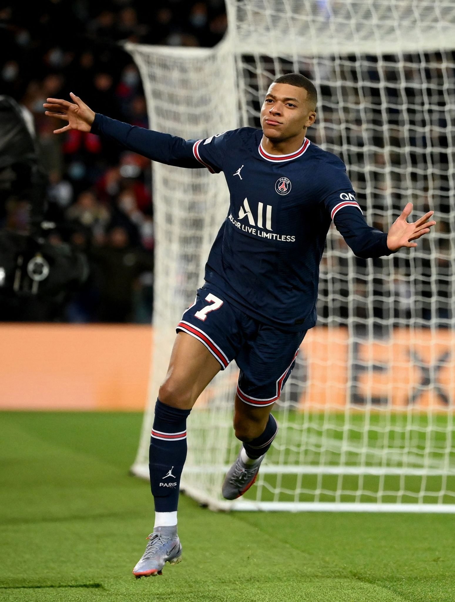 齐沃：比赛并不总是靠美丽的足球赢下的；图拉姆已准备好复出（齐沃：取胜不必靠华丽足球；图拉姆已就绪复出）