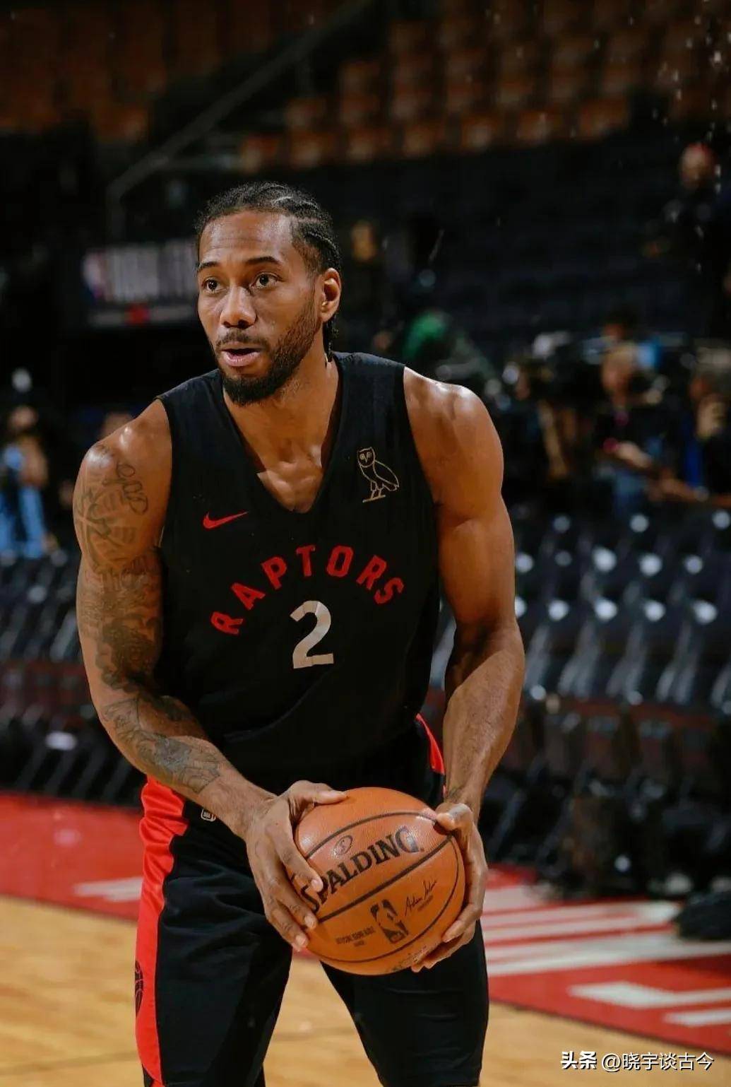 极致弯刀！孙兴慜完美任意球攻入国家队生涯第54球（神级弧线！孙兴慜任意球破门斩获国家队第54球）