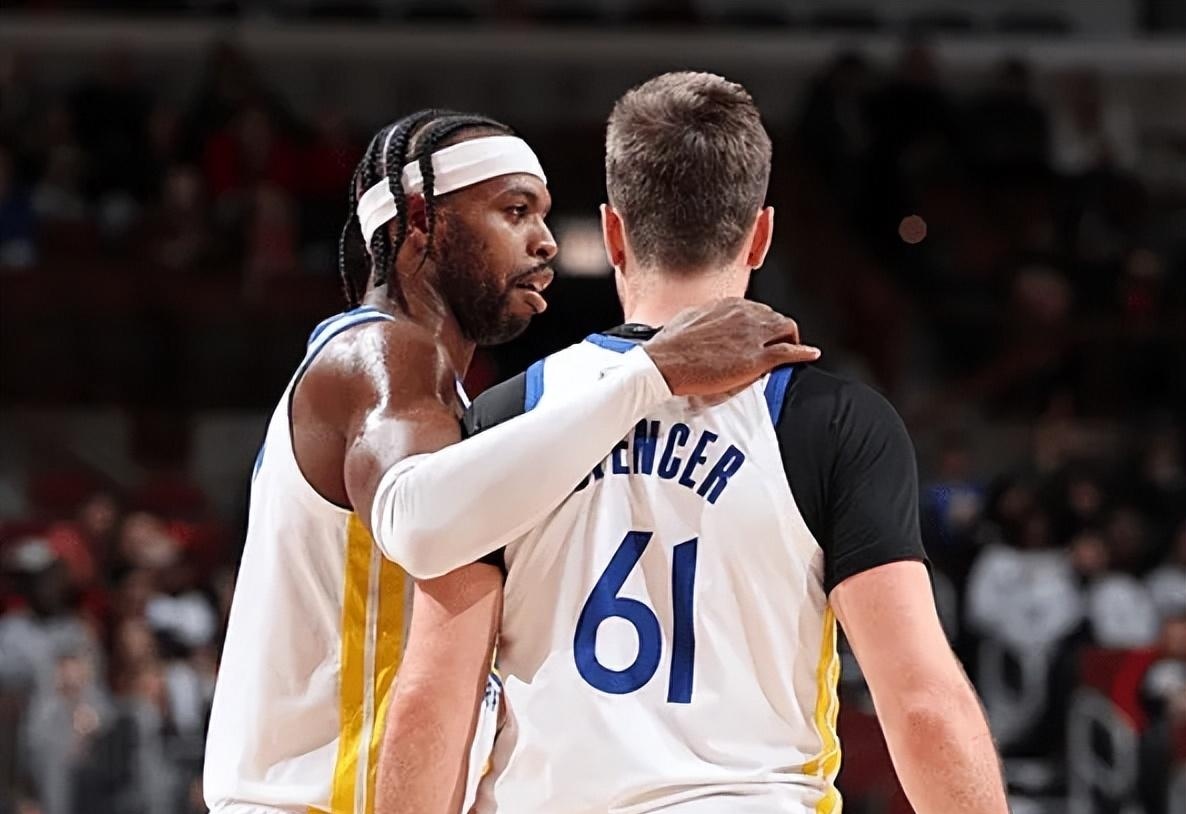 弗鲁米嫩塞官方：蒂亚戈·席尔瓦已正式完成解约手续（弗鲁米嫩塞官宣：蒂亚戈·席尔瓦已完成解约手续）