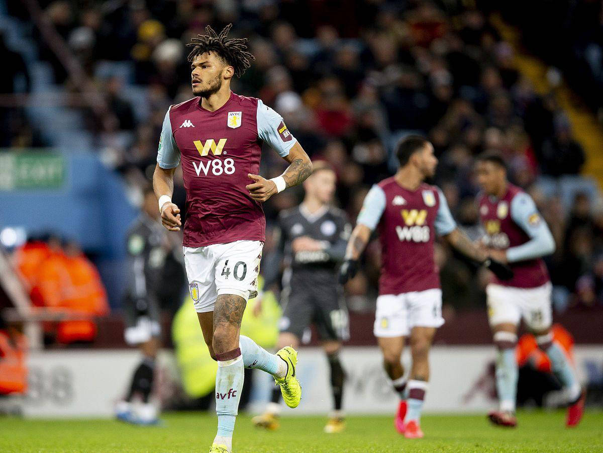 NBA伤病更新：库里因伤缺席一场比赛,（NBA伤情通报：库里因伤缺席一战）