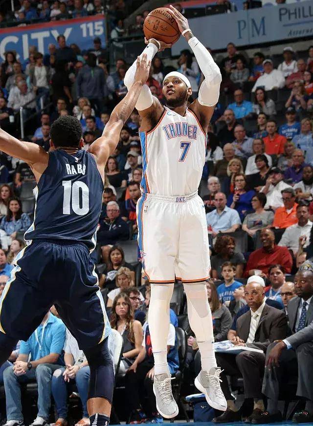 库巴西：很高兴重返诺坎普，我曾多次以球迷身份来到这里（库巴西：重返诺坎普倍感欣喜，此前我多次以球迷身份到访）