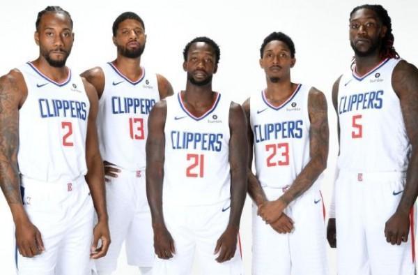 深陷交易流言！蒙克半场5中0后下半场被DNP，全场0分（交易风波加剧！蒙克上半场5投全失，下半场遭DNP，整场零分）