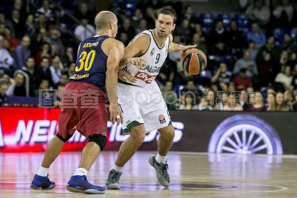 媒体人：某直播平台获得新赛季CBA版权，将直播部分场次（媒体人称某直播平台拿下新赛季CBA版权，计划直播部分比赛）