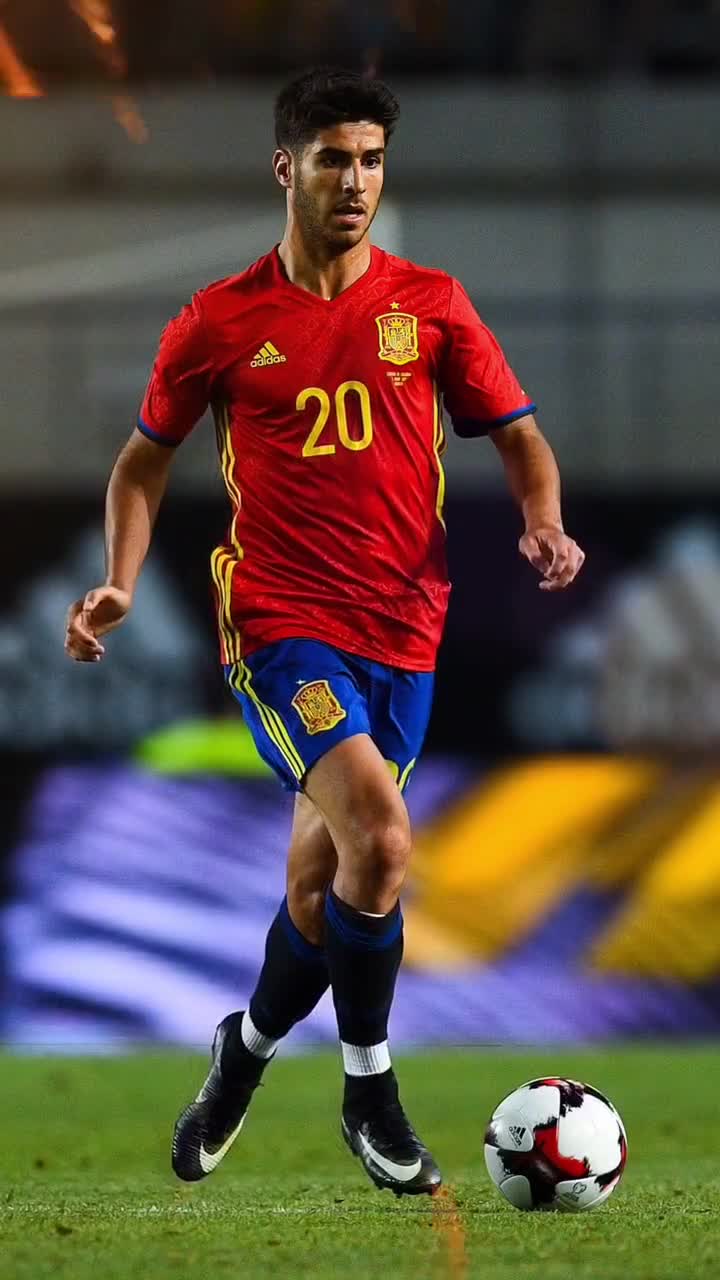 意U17国脚：意大利有很多实力出众的年轻人，只是曝光度较低（意大利U17国脚：本土青年才俊不少，但关注度不高）