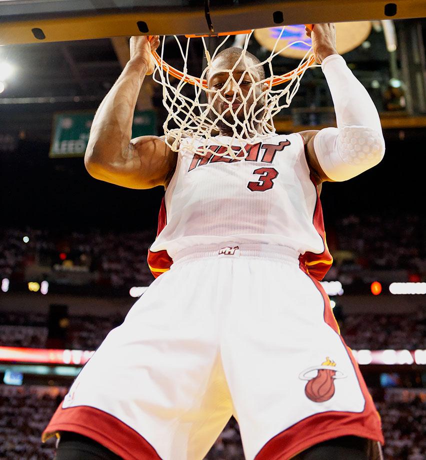 邮报：奥纳纳和埃托奥长期有矛盾；姆伯莫预计是喀麦隆新队长（邮报：奥纳纳与埃托奥积怨已久，姆伯莫有望出任喀麦隆新队长）