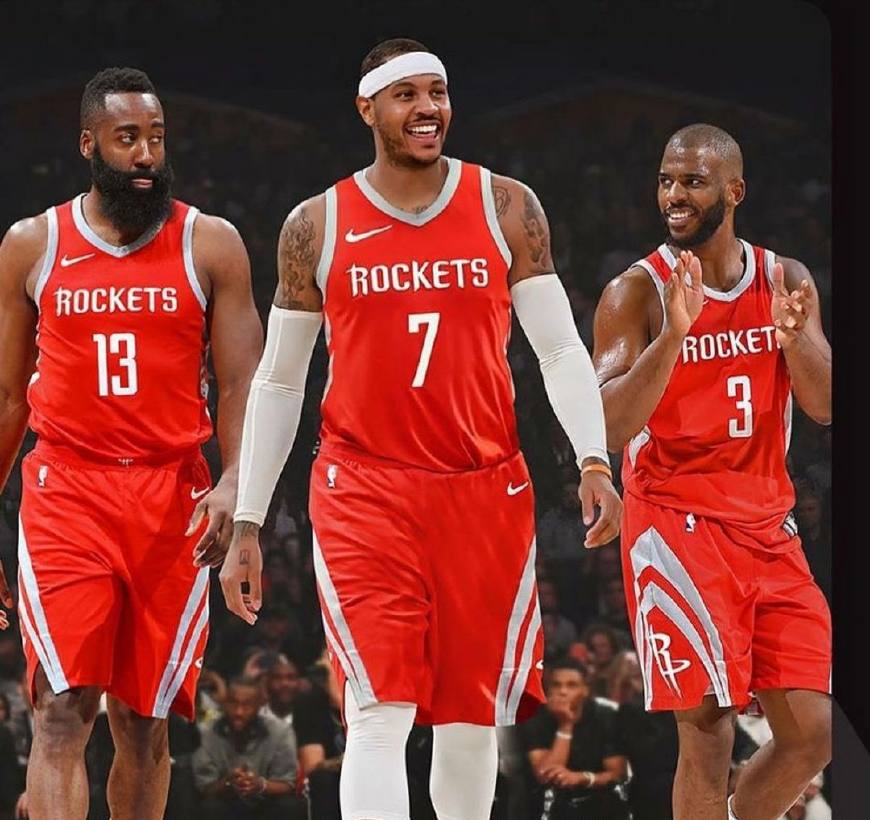 米体：斯帕莱蒂考虑放弃无锋阵，重新启用2名进攻中场+1名中锋（米体：斯帕莱蒂或弃用无锋战术，改打双前腰+单箭头）