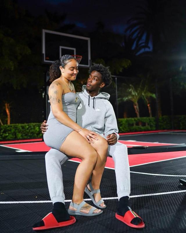 记者：皇马中卫阿森西奥因病将不会前往客场出战赫罗纳（记者：皇马中卫阿森西奥因病缺席客战赫罗纳）