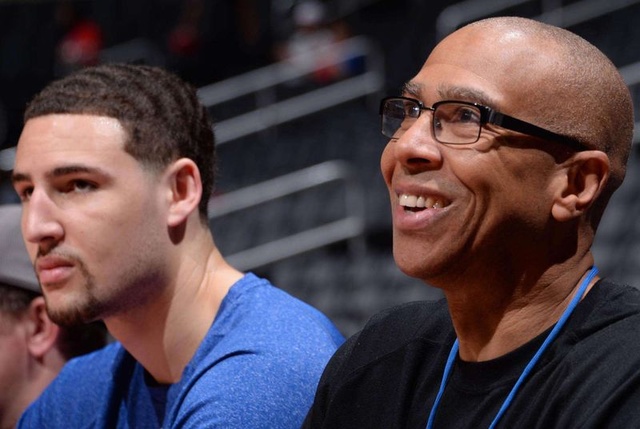 布朗尼：我爸总是打圣诞大战所以无法团聚，这使我有点失落（布朗尼：父亲圣诞常出战，无法团圆让我有些失落）