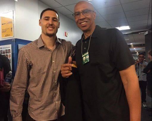 罗体：莫拉塔与妻子再陷情感危机，两人都删了简介中对方信息（罗马体育报：莫拉塔与妻子再现感情危机，二人已从简介移除彼此信息）