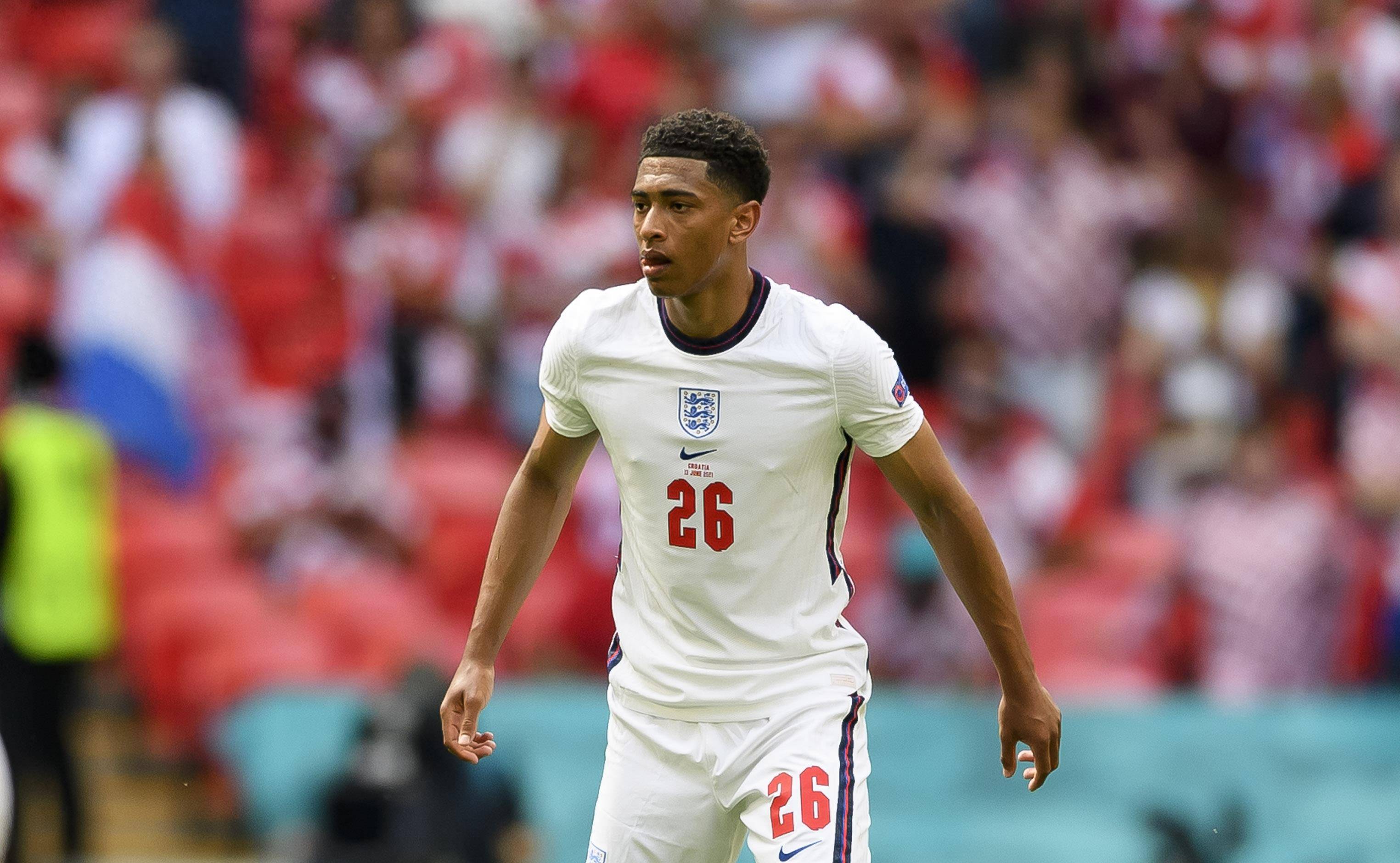 富保罗：里夫斯可以留在湖人，前提是新合同别太过分（富保罗：里夫斯有望留守湖人，前提是新合同需合理）