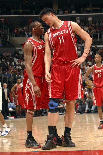 西媒：因与奥维耶多密切接触，巴拉多利德将主帅阿尔玛达解职（西媒：因与奥维耶多往来过密，巴拉多利德解聘主帅阿尔玛达）