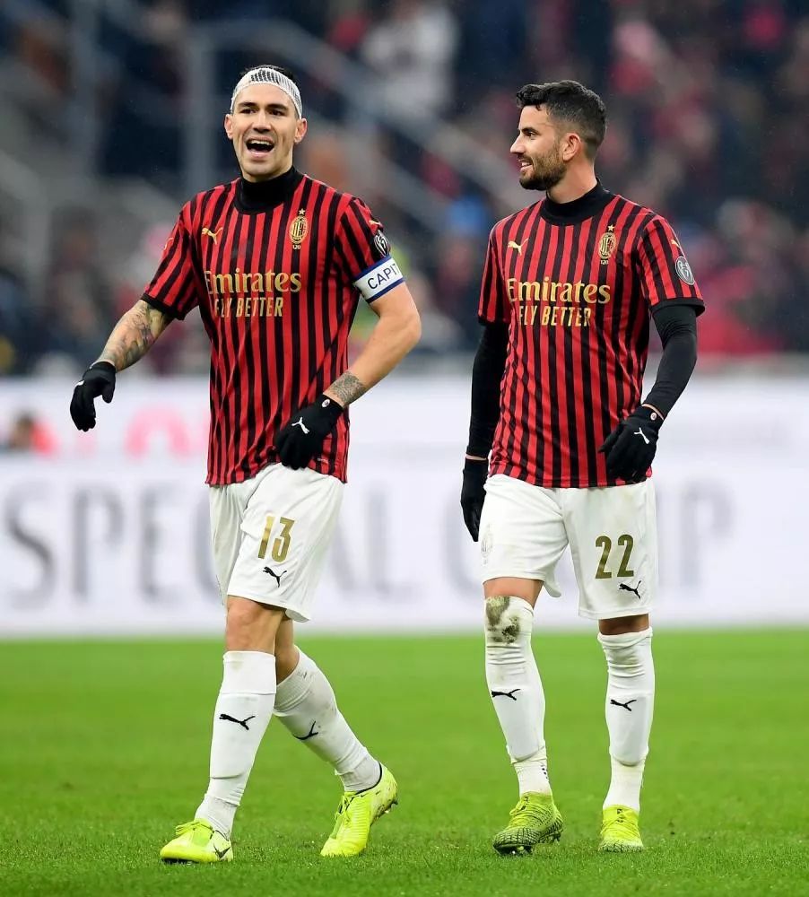 穆勒：孔帕尼的工作非常出色，本赛季观看拜仁比赛是种享受（穆勒盛赞孔帕尼执教出色：本赛季观看拜仁令人享受）