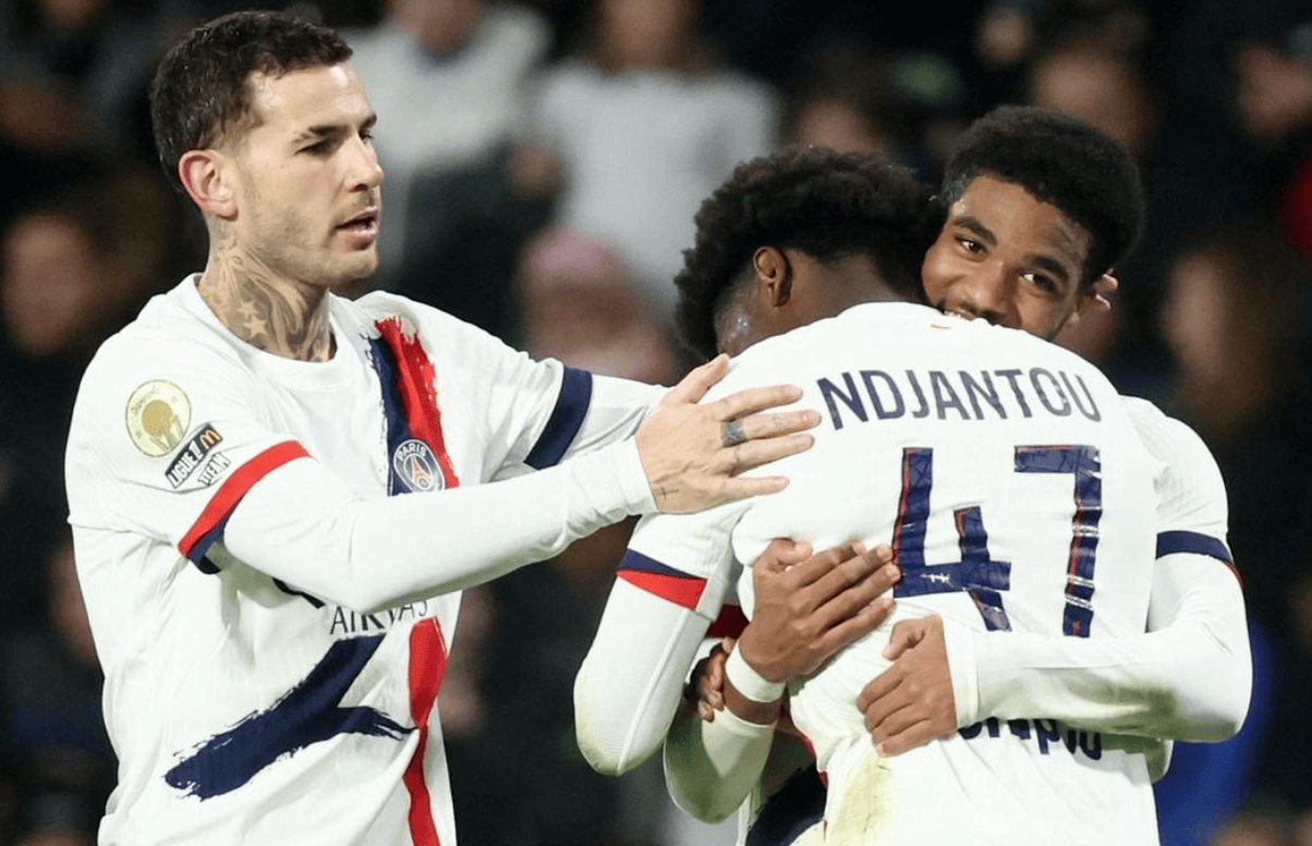 阿斯：塞维利亚冬窗想补强锋线，有意多特前锋法比奥-席尔瓦（阿斯：塞维利亚欲在冬窗补强锋线，看中多特前锋法比奥-席尔瓦）