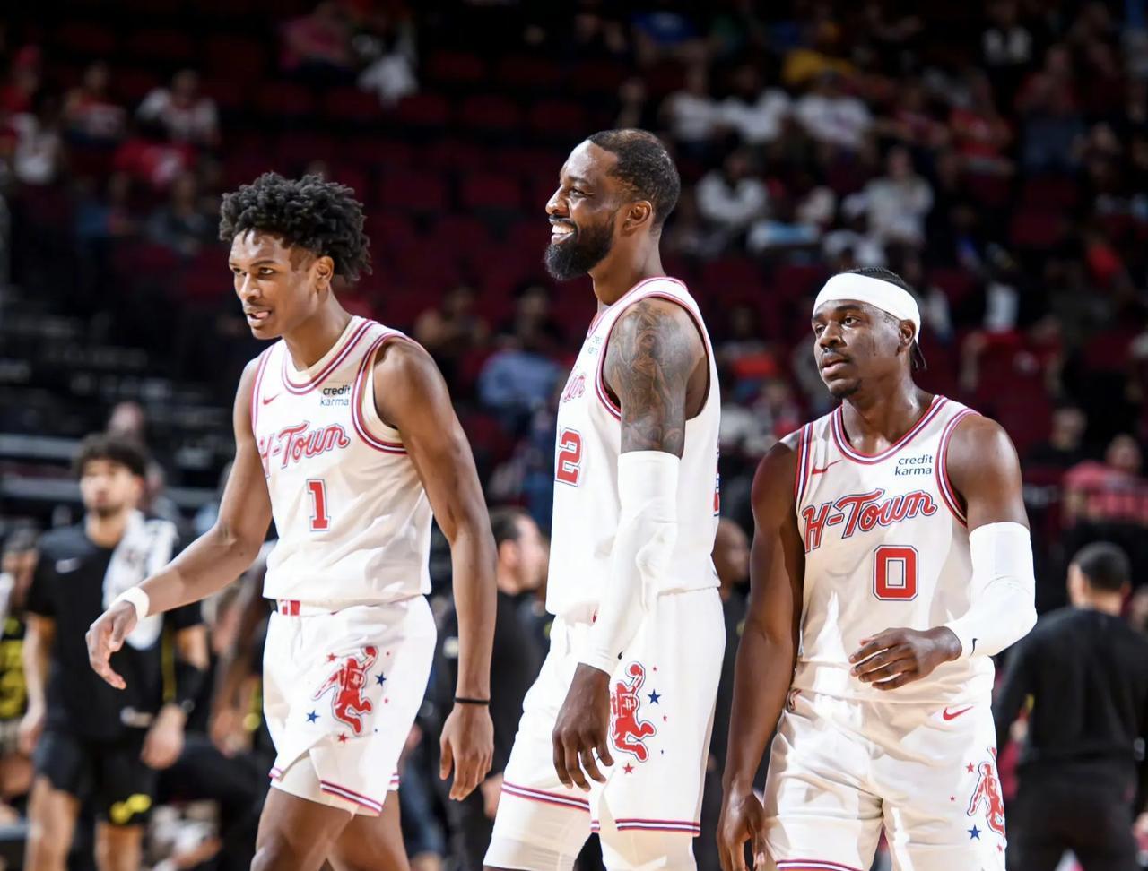 罗马诺：帕利尼亚对转会热刺很感兴趣，后者将与拜仁谈判（罗马诺：帕利尼亚倾向加盟热刺，热刺将与拜仁开启谈判）